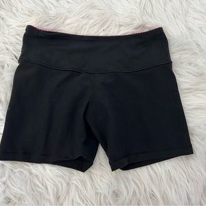 Lululemon reversible shorts size 4